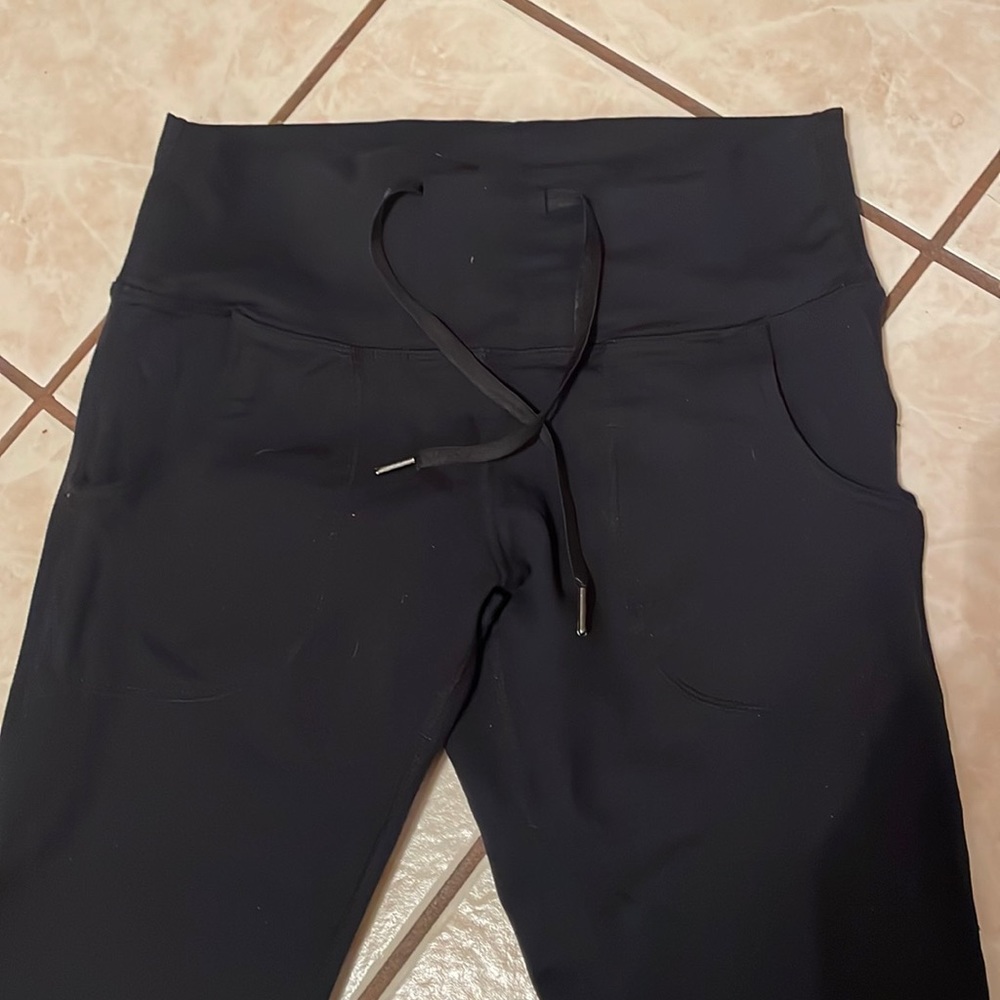 Lululemon black leggings